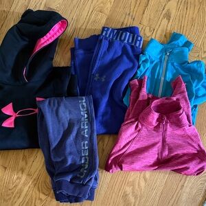 Lot of Under Armour tops and bottoms